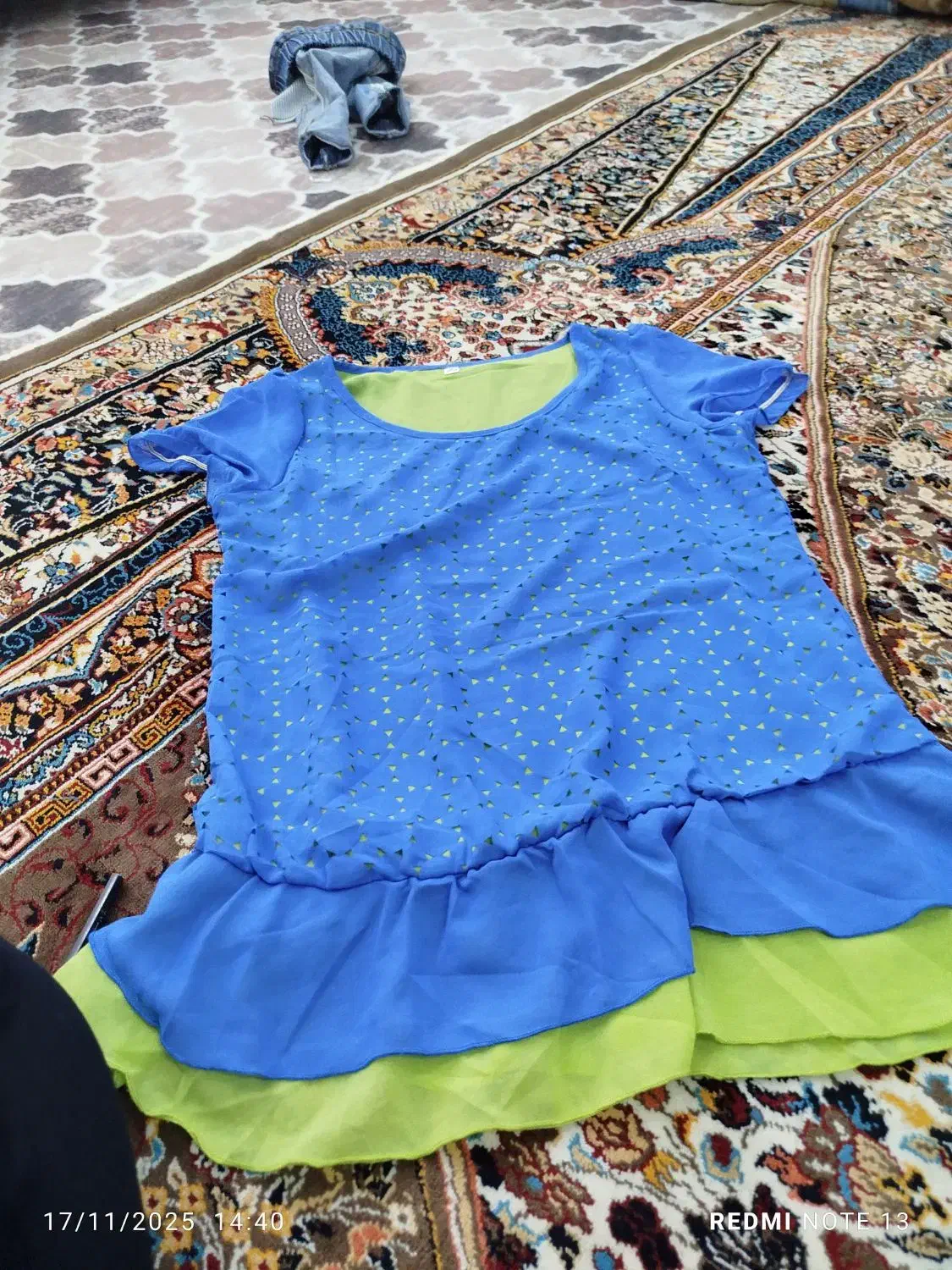 لباس|حراج|تربت جام, باغ سنگان سفلی|دیوار