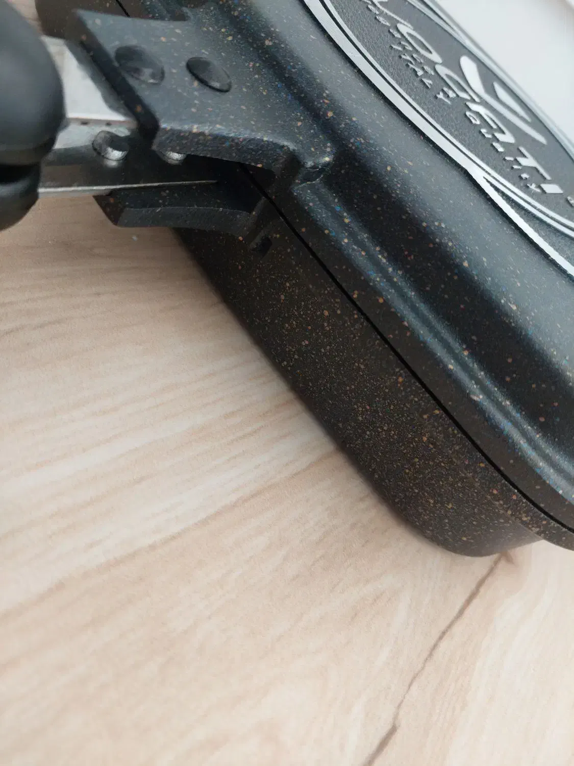 تابه رژیمی دو طرفه|ظروف پخت‌وپز|بوئین زهرا, |دیوار