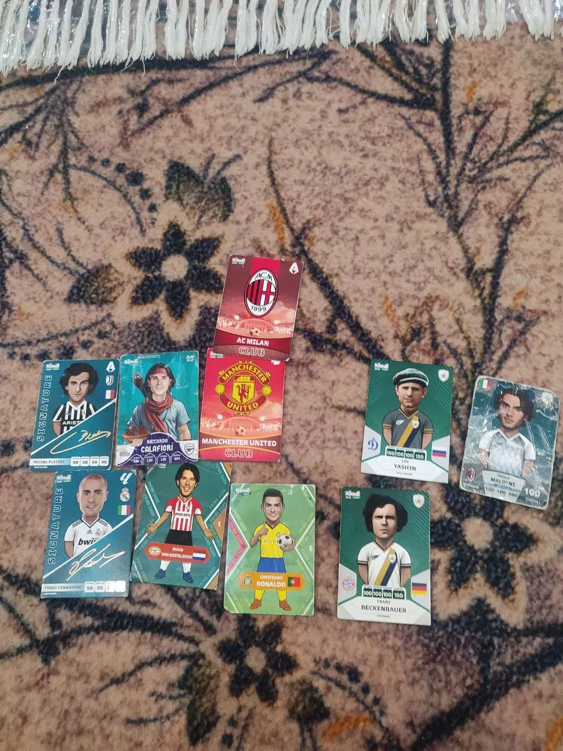 کیمدی و. چاپ. ۴۰۰|اسباببازی|شیراز, کوشک میدان|دیوار