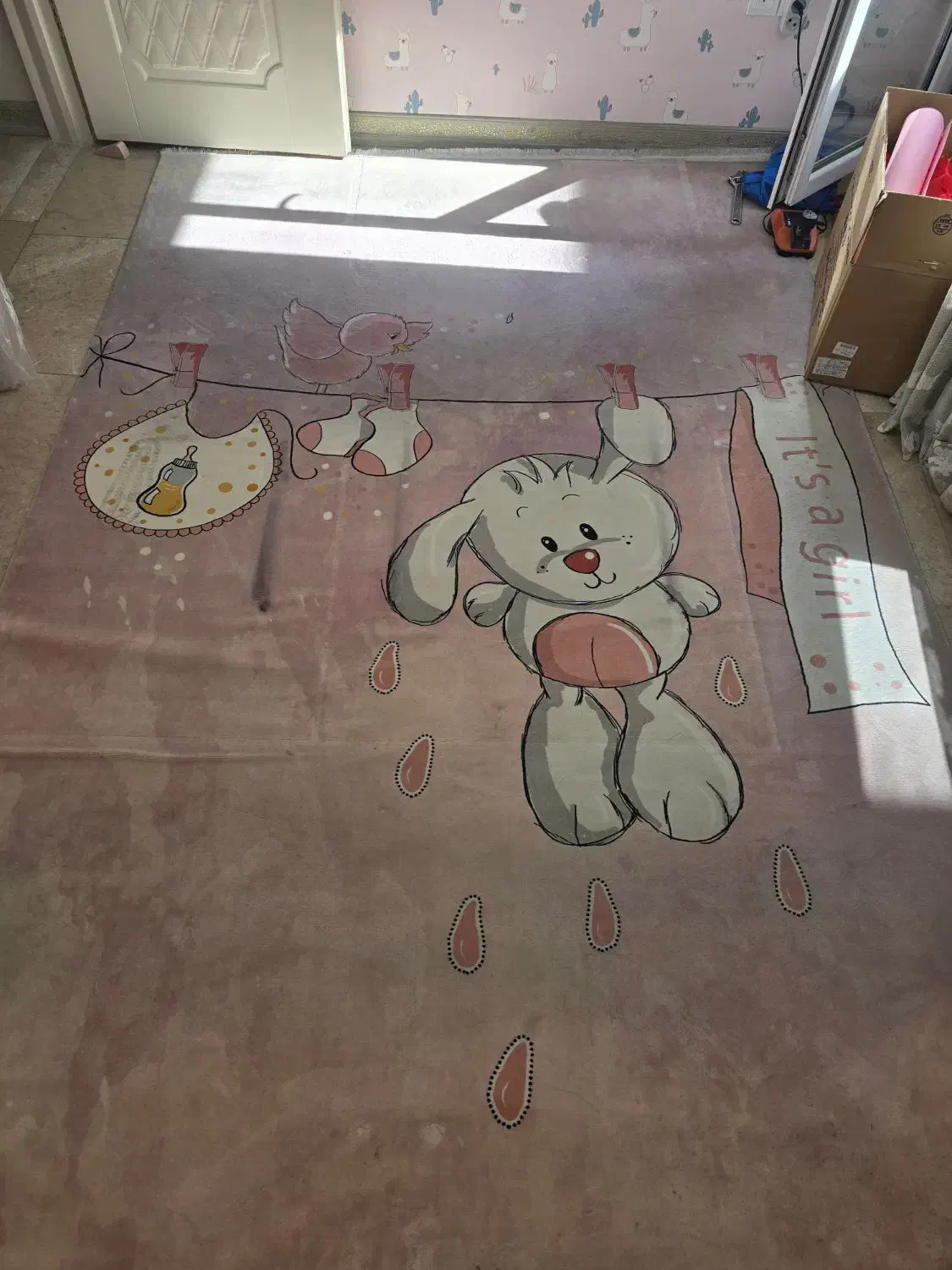 فرش فانتزی|فرش|تهران, علم و صنعت|دیوار