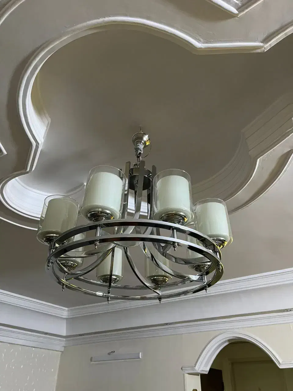 لوستر ۸ شاخه مناسب پذیرایی وهال تعداد یک عدد|لوستر و چراغ آویز|سمنان, |دیوار