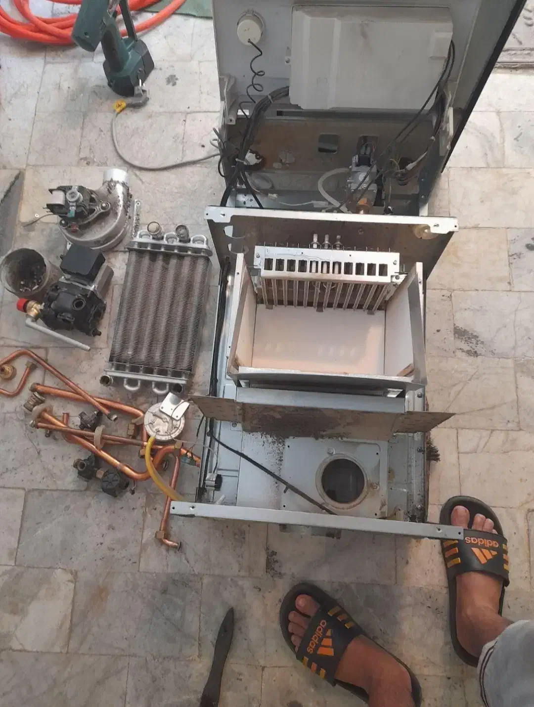 تعمیر تخصصی پکیج،آبگرمکن،اجاق گاز و بخاری|خدمات پیشه و مهارت|بوشهر, |دیوار