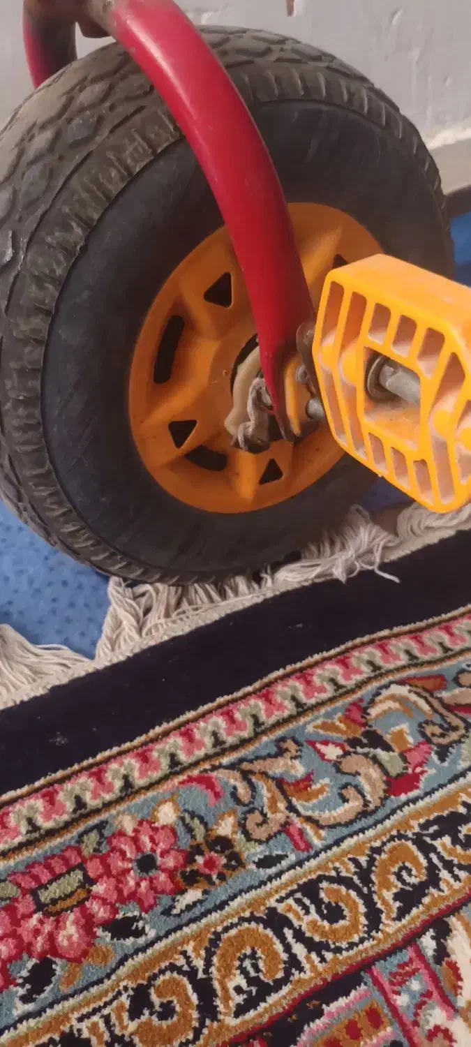 سه چرخه|اسباببازی بچه|قم, شاه ابراهیم|دیوار