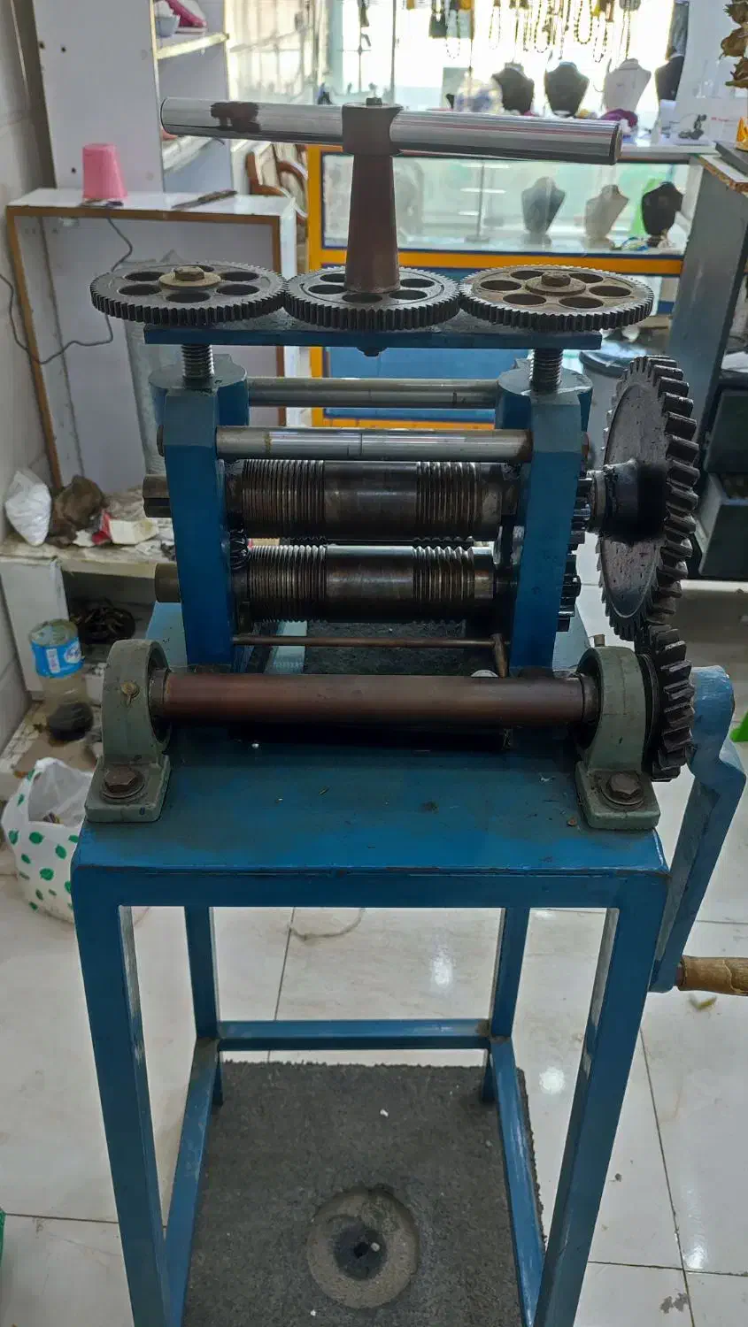 نورد دستی طلا سازی و نقره سازی تمیز|ابزارآلات|کارون, |دیوار