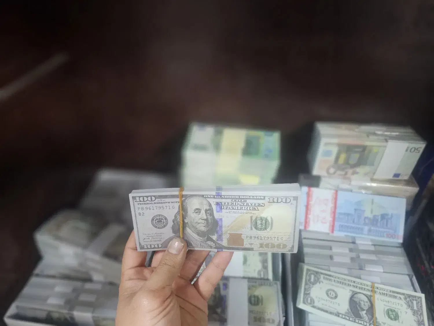 دلار سینمایی یورو سینمایی|کلکسیون سکه، تمبر، اسکناس|تهران, فردوسی|دیوار