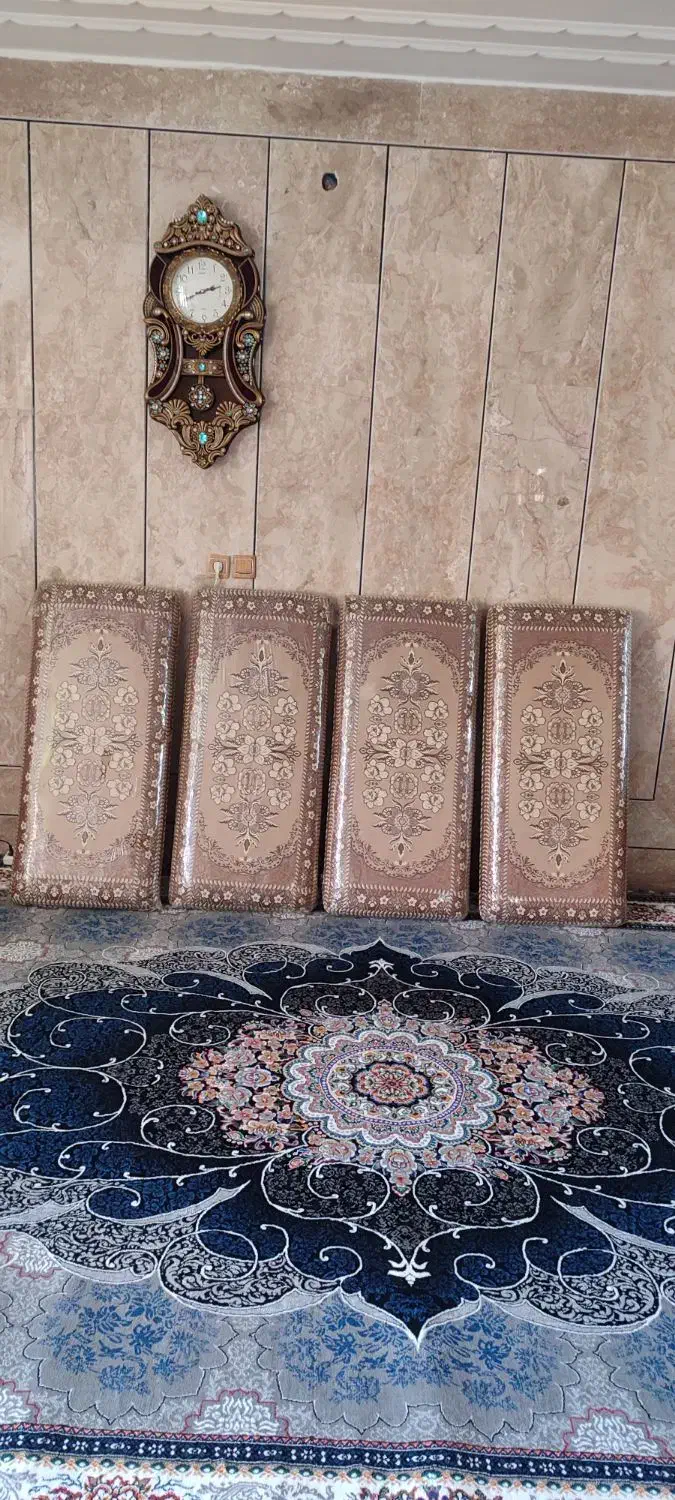 مخته نو|پشتی|خمینی‌شهر, |دیوار