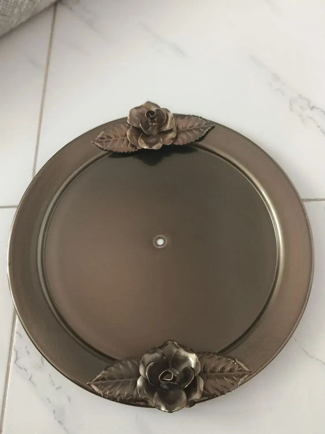 شیرینی خوری زیبا وشیک ،رنگ گلدن رز ،|ظروف سرو و پذیرایی|قم, نیروگاه|دیوار