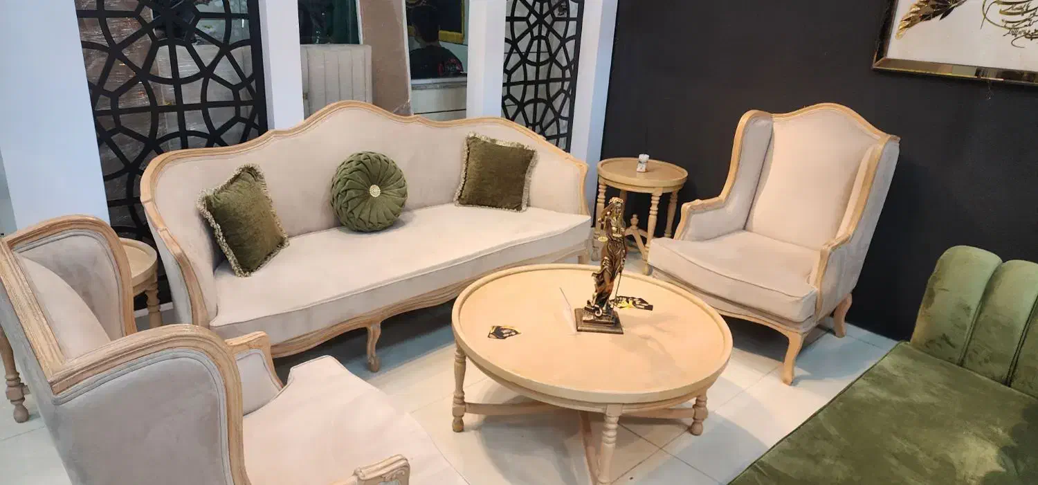 چوب تمام راش|مبلمان خانگی و میز عسلی|خمینی‌شهر, |دیوار