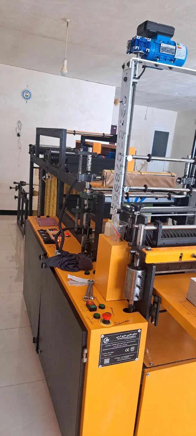 دستگاه دوخت وبرش نایلکس فروشگاهی نو|ماشینآلات صنعتی|نورآباد, |دیوار