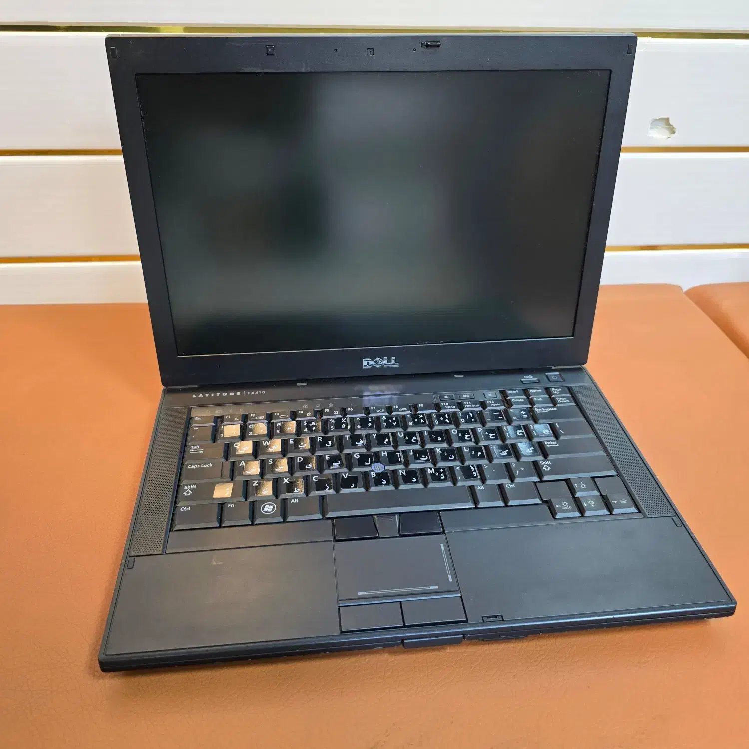 لپتاپ dell|رایانه همراه|صحنه, |دیوار