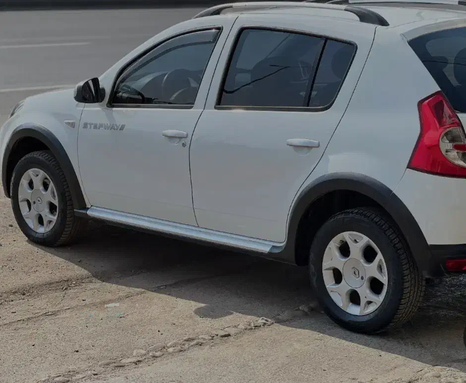 ساندرو استیپ وی|خودرو سواری و وانت|تهران, اوقاف|دیوار