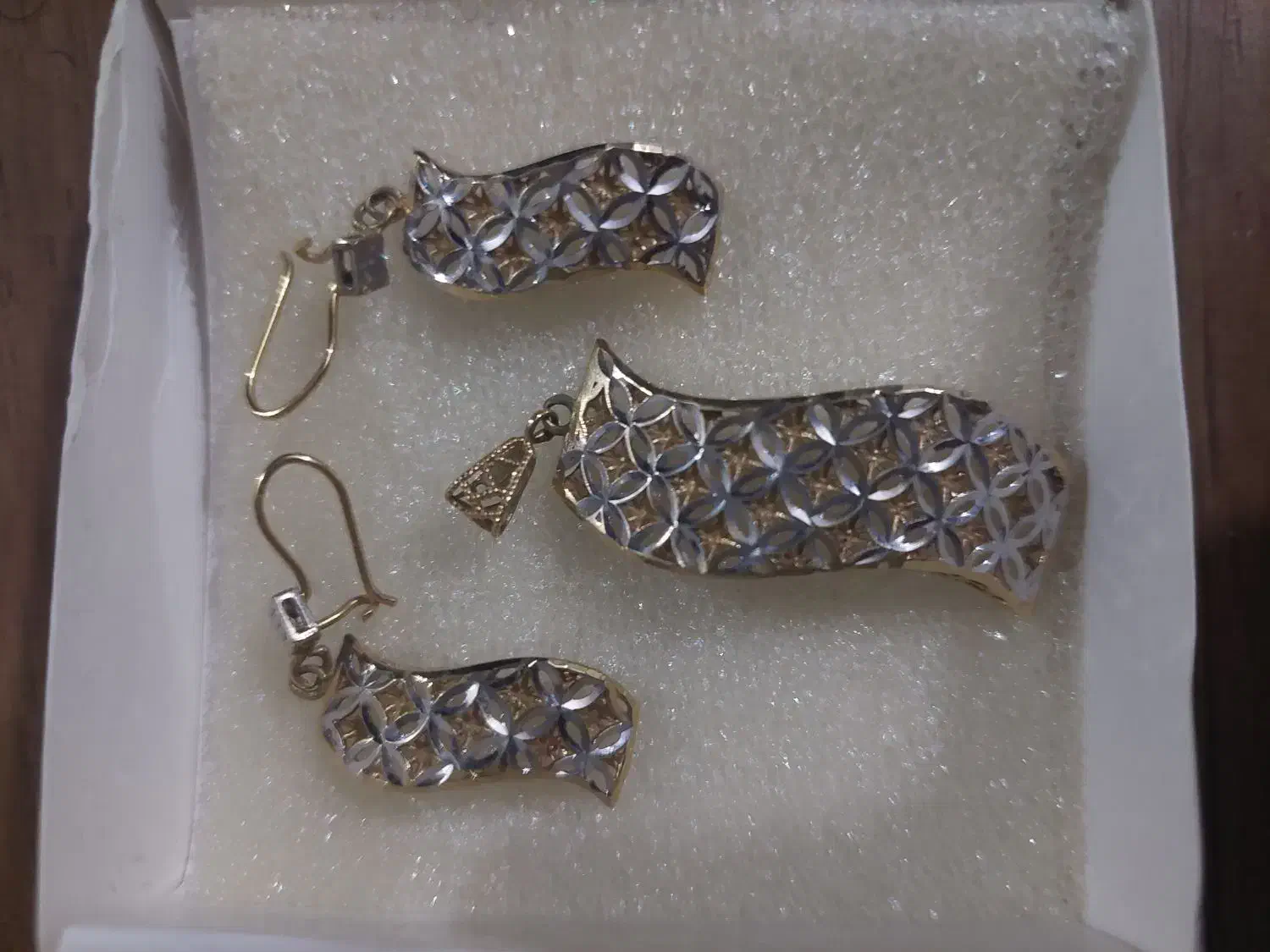 مقداری طلای خانگی نو به صورت تکی و یکجا|جواهرات|همدان, |دیوار