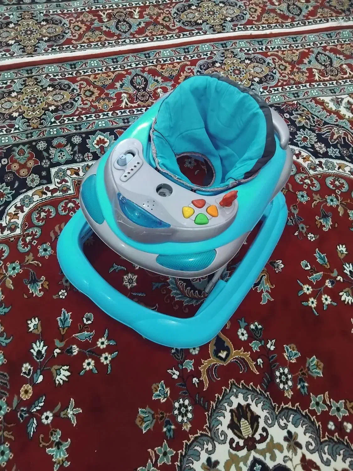 روروئک ۱۰۰۰۰۰۰|اسباب و اثاث بچه|قروه, |دیوار