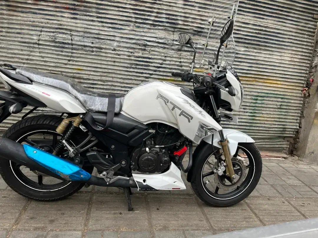 آپاچی ۱۸۰ در حد|موتورسیکلت|تهران, زهتابی|دیوار