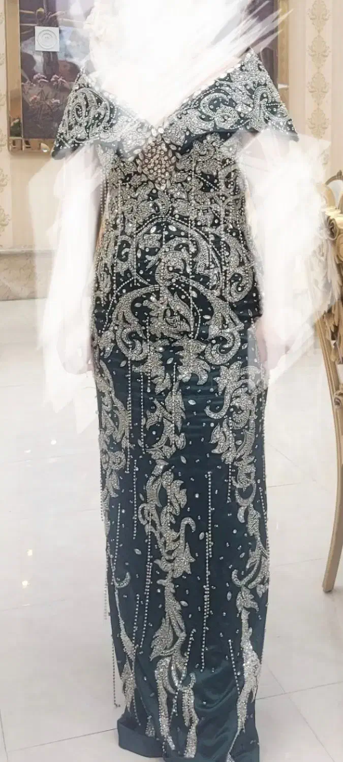 لباس مجلسی|لباس|مشکین‌دشت, |دیوار