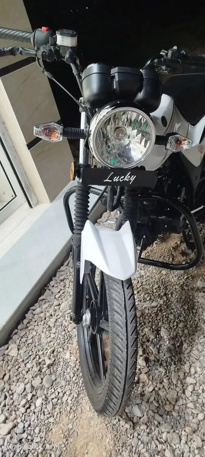 موتور اس وای ام ۱۸۵ سی سی فروشی|موتورسیکلت|یزد, |دیوار