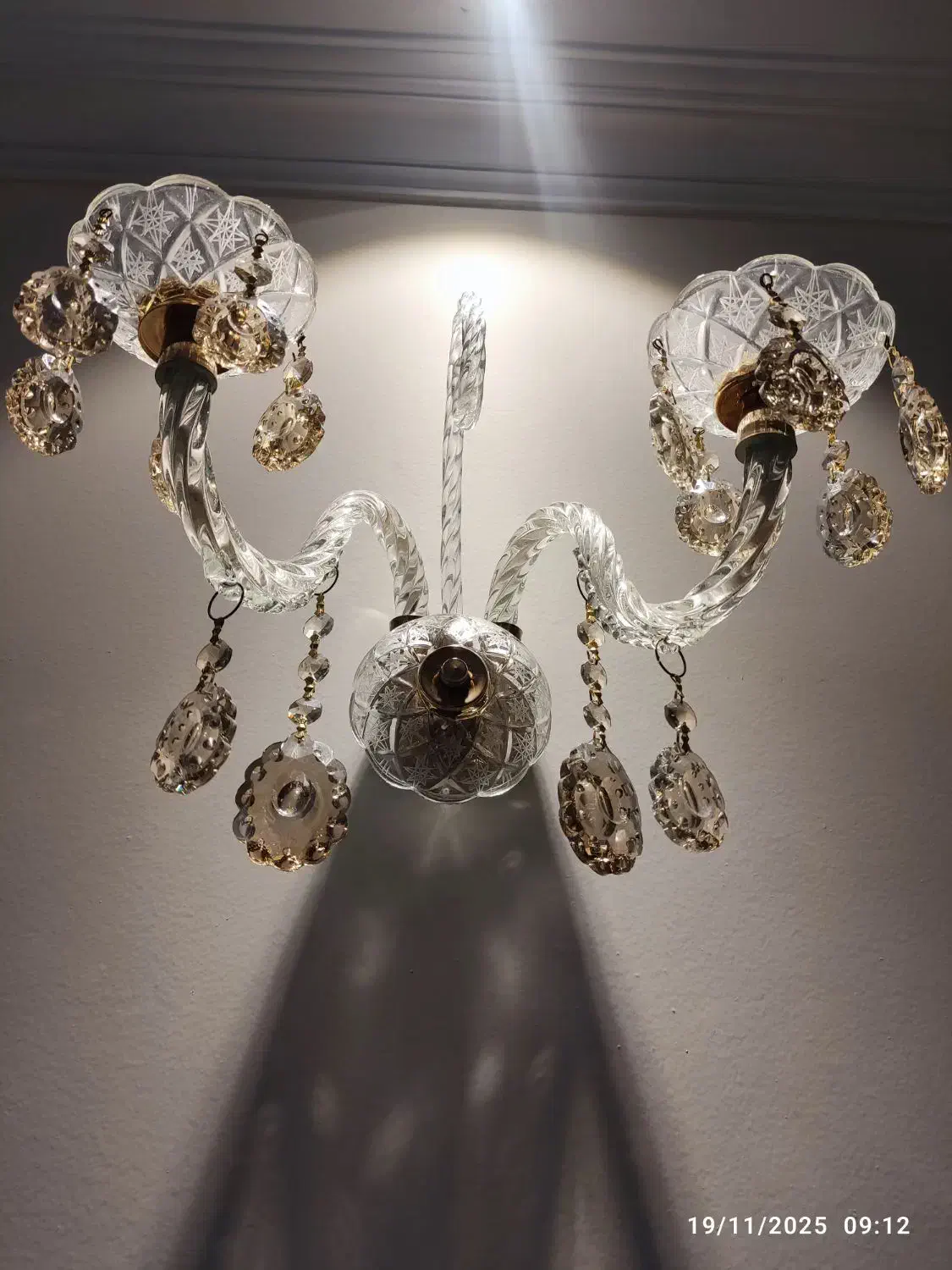 دیوارکوب لوستری یک جفت|لوستر و چراغ آویز|تهران, پاسداران|دیوار