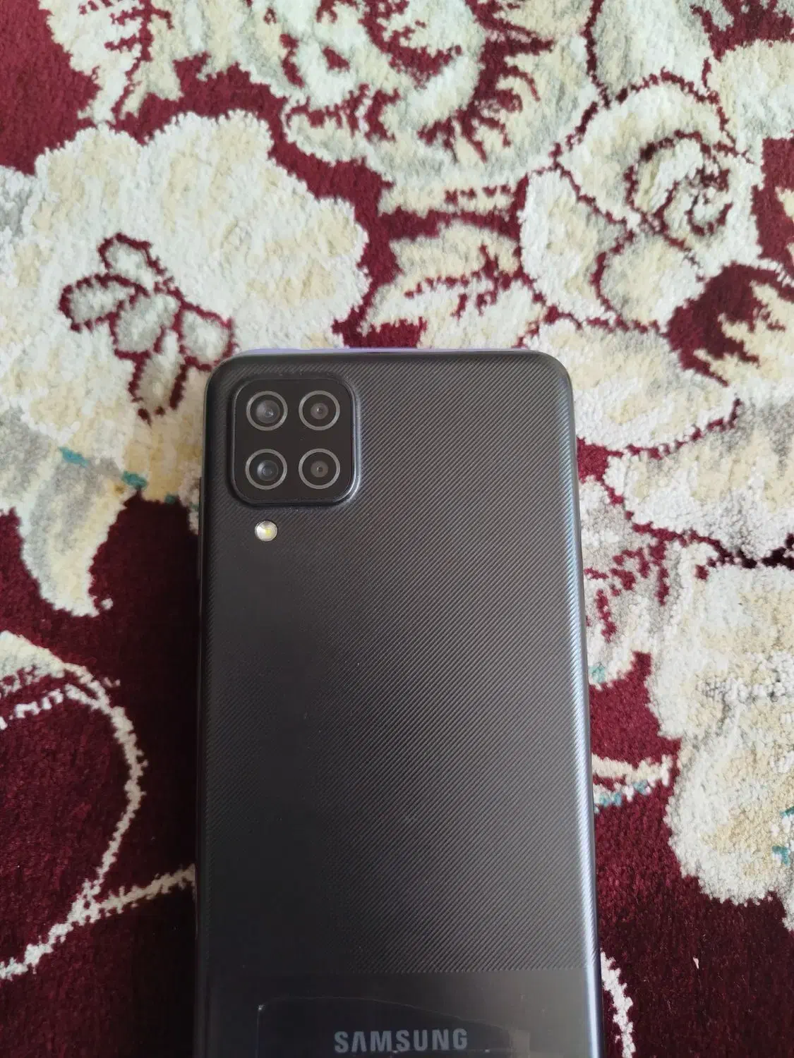 یک گوشی سالم و تمیز|موبایل|نجفآباد, ویلاشهر|دیوار