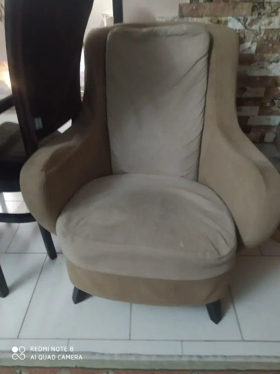 مبل راحتی رایگان|مبلمان خانگی و میز عسلی|کرج, باغستان|دیوار