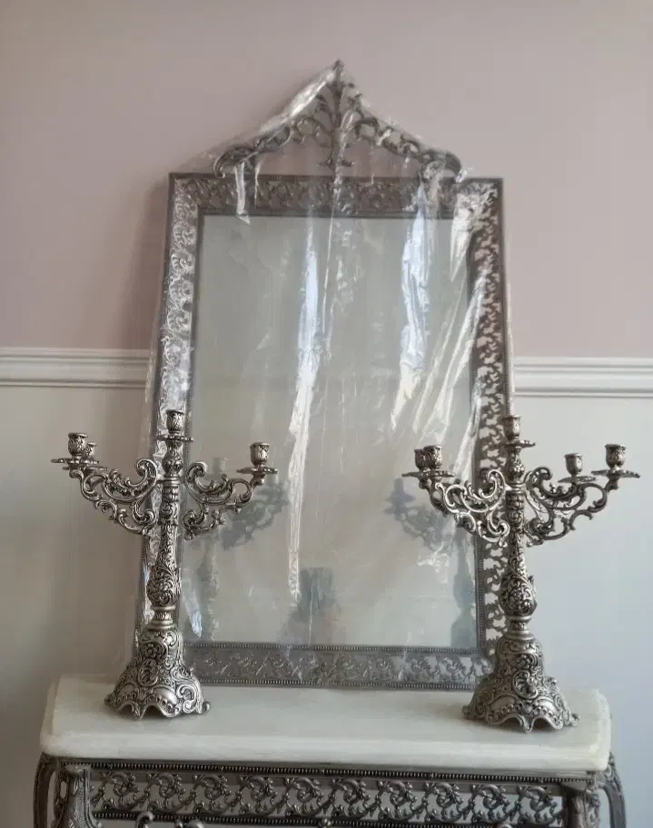 آینه و شمعدان|آینه|تهران, پرستار|دیوار