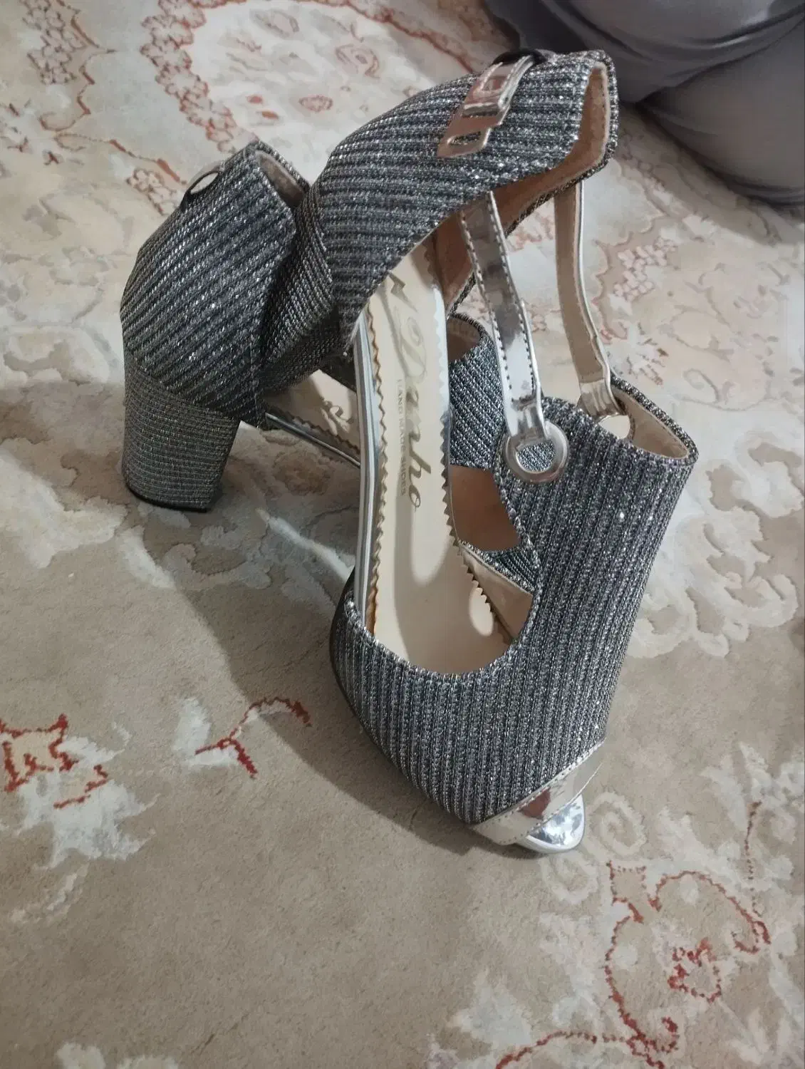 کفش|کیف، کفش، کمربند|قرچک, مهدیه|دیوار