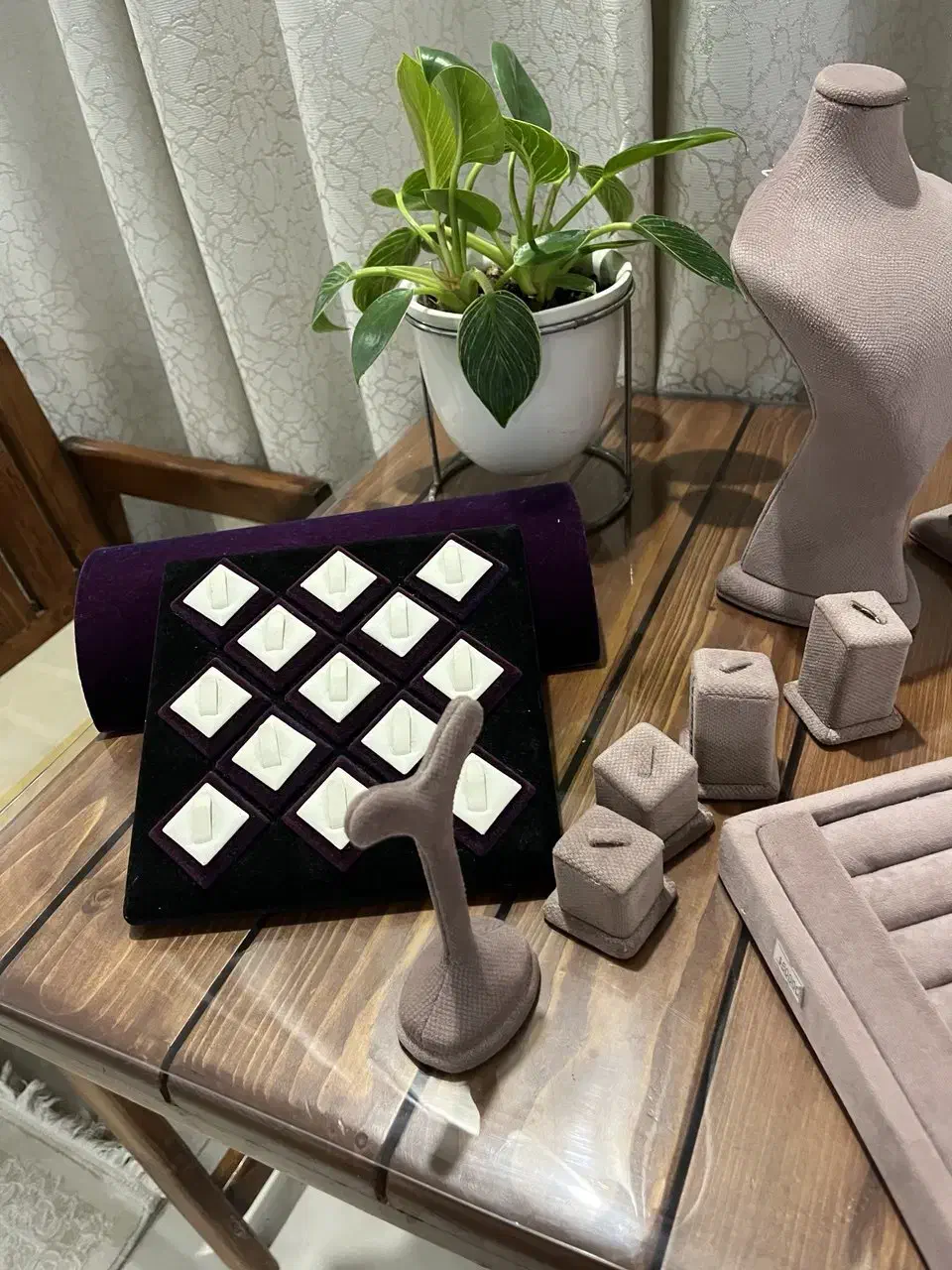 فروش مانکن های مخصوص طلافروشی و جواهرات|فروشگاه و مغازه|گرگان, |دیوار