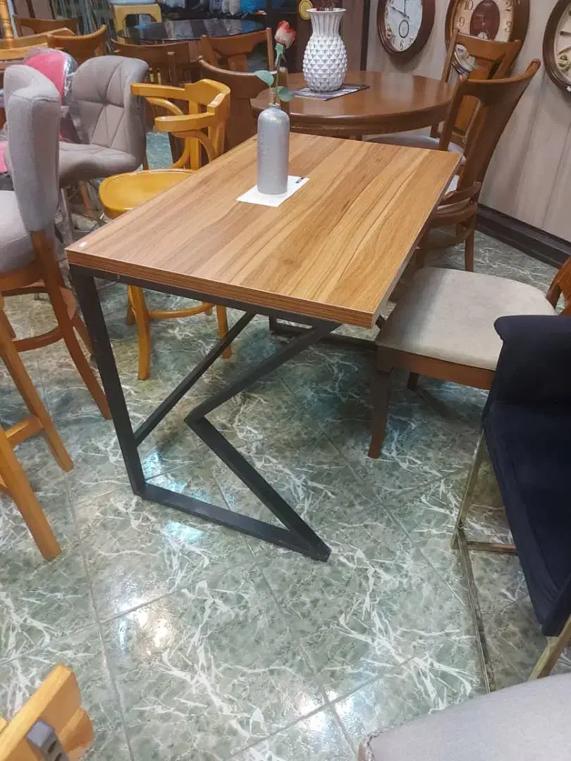 میز تحریر دکوراتیو.مدل رویال دکور|میز تحریر و کامپیوتر|شیراز, شیشهگری|دیوار