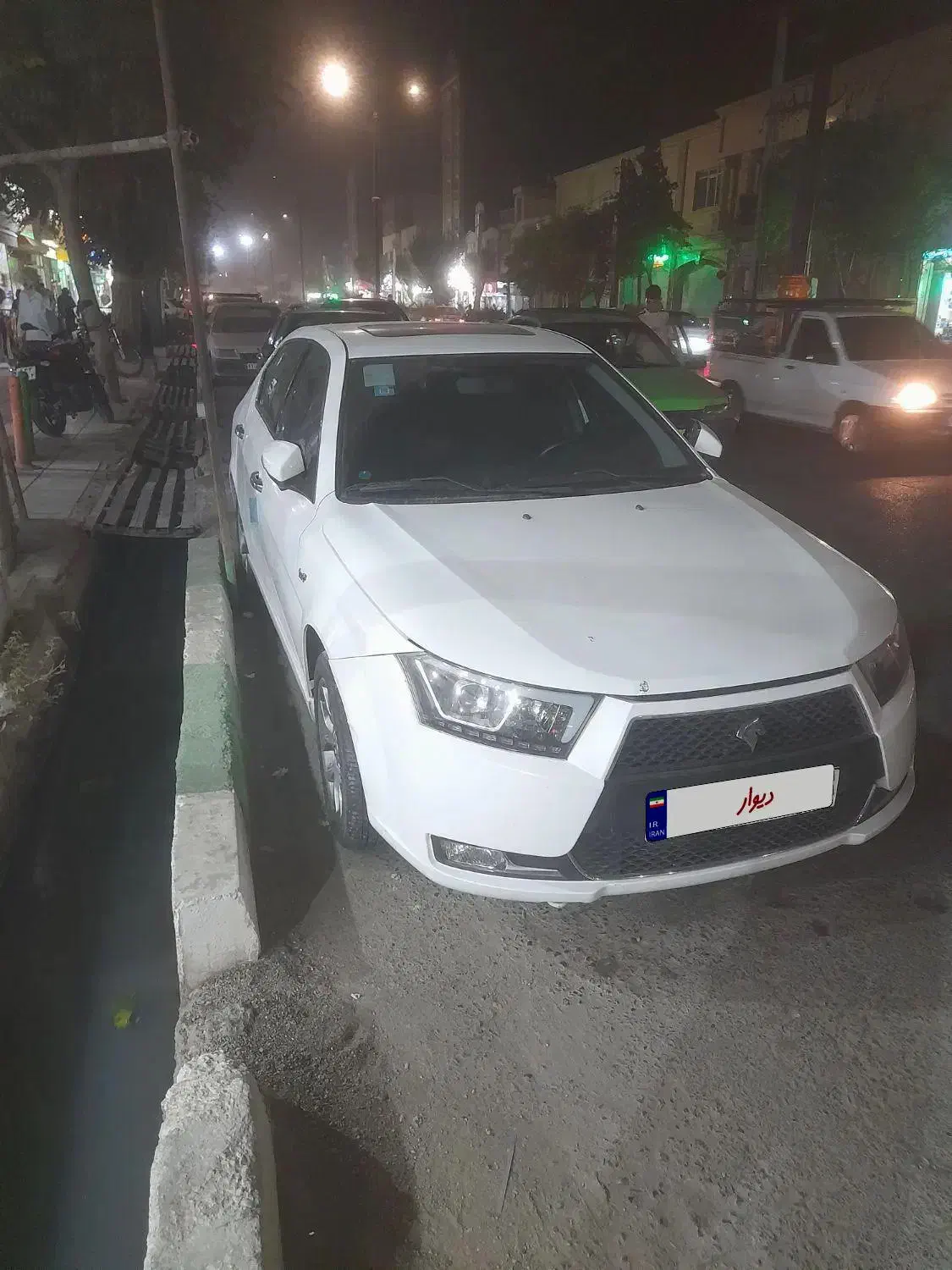 دنا پلاس اتوماتیک، مدل ۱۴۰۰|خودرو سواری و وانت|باقرشهر, |دیوار