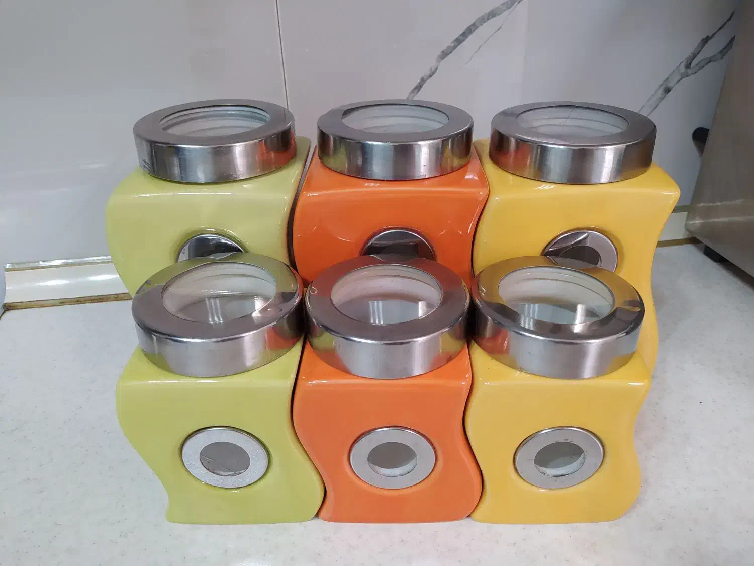 پاسماوری|ظروف نگهدارنده، پلاستیکی، یکبارمصرف|قم, قلعه کامکار|دیوار