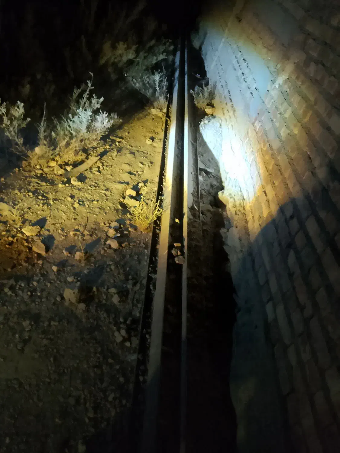 تیر آهن اصل|مصالح و تجهیزات ساختمان|سراوان, |دیوار