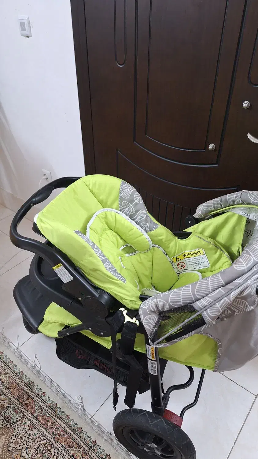 کالسکه با لاستیک های بادی و کریر برند چلینو|کالسکه و لوازم جانبی|بجنورد, |دیوار