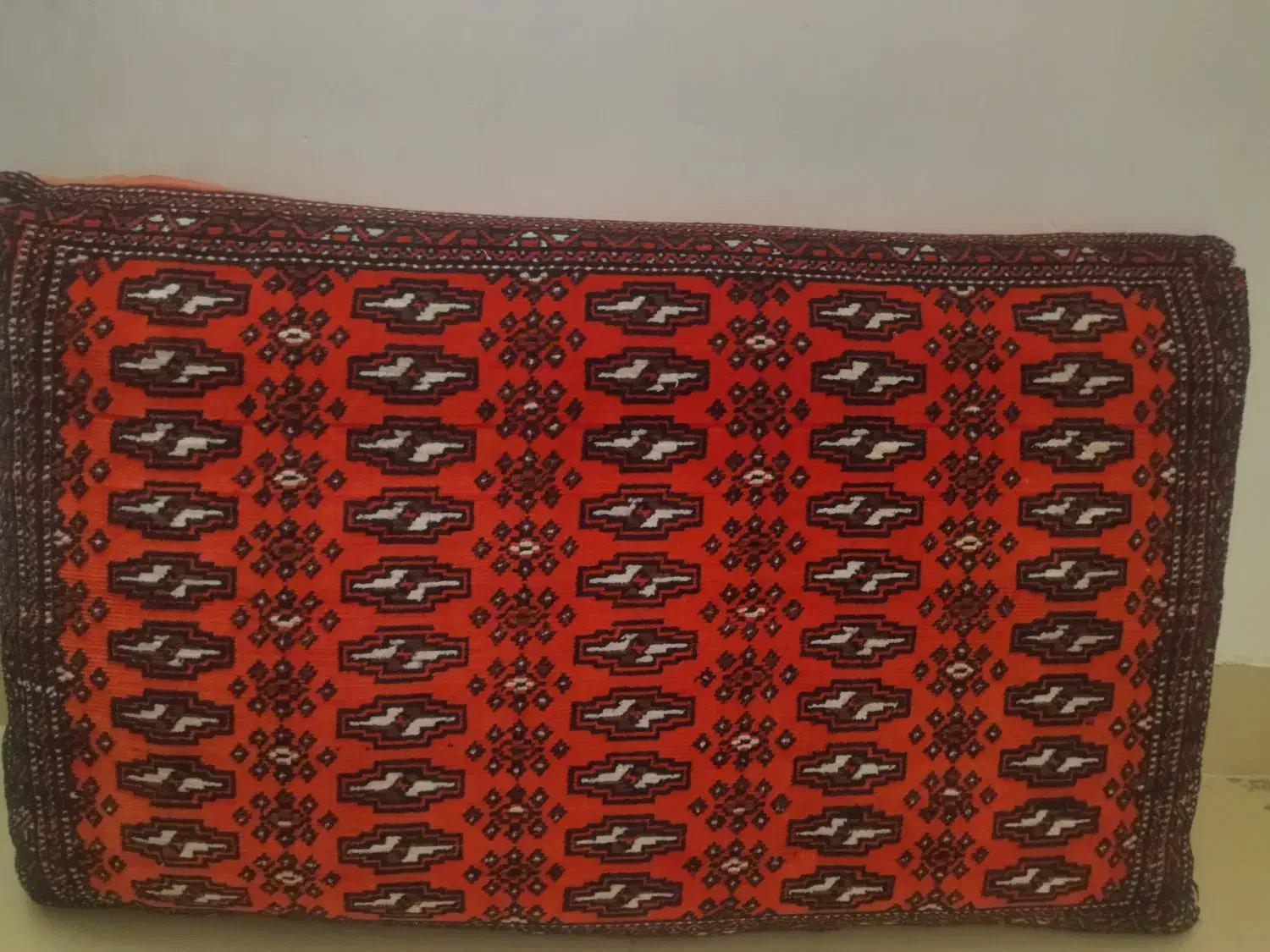 پشتی|پشتی|بیرجند, |دیوار