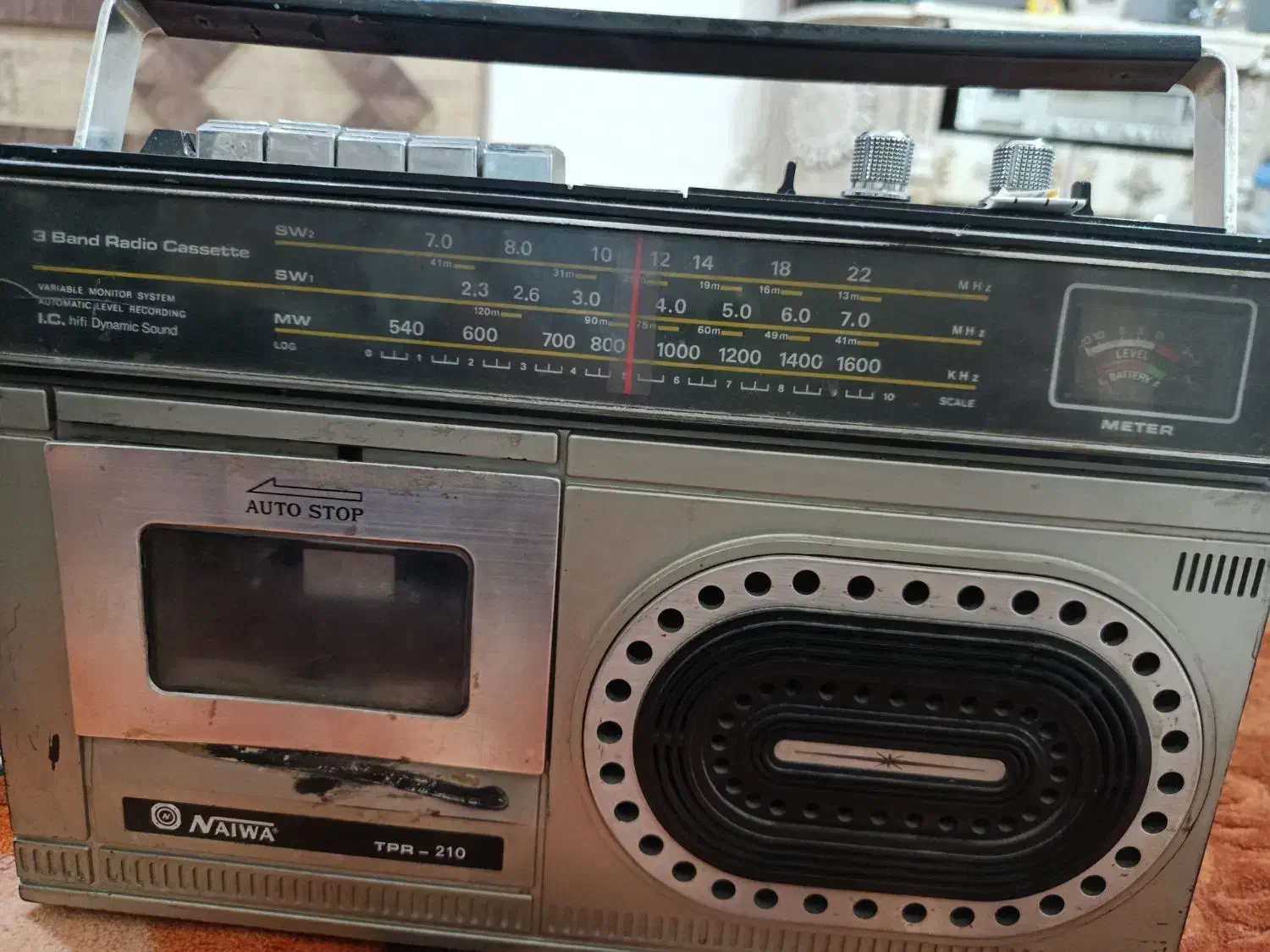 رادیو ظبط قدیمی|کلکسیون اشیاء عتیقه|فولادشهر, مسکن مهر فولادشهر|دیوار