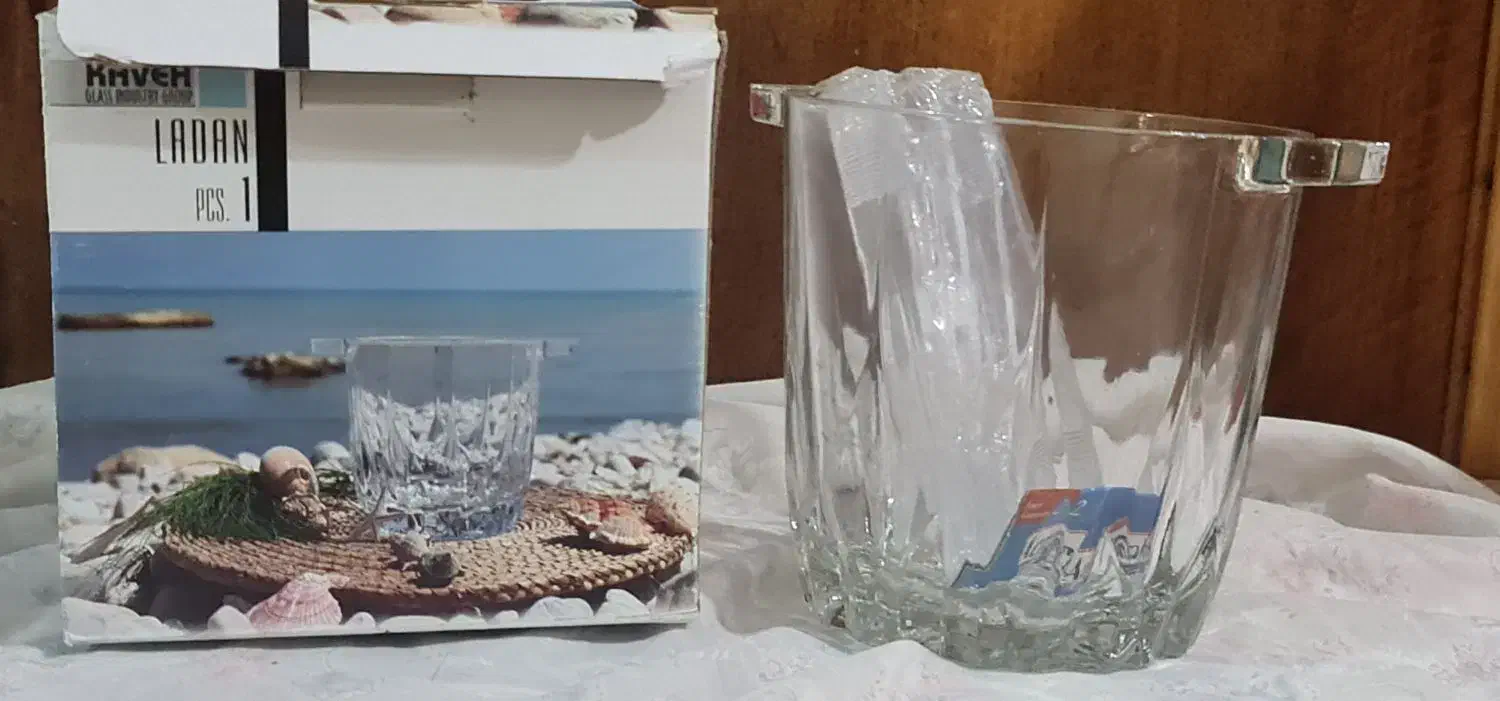 ظروف چینی وبلور|ظروف سرو و پذیرایی|فولادشهر, فولادشهر|دیوار