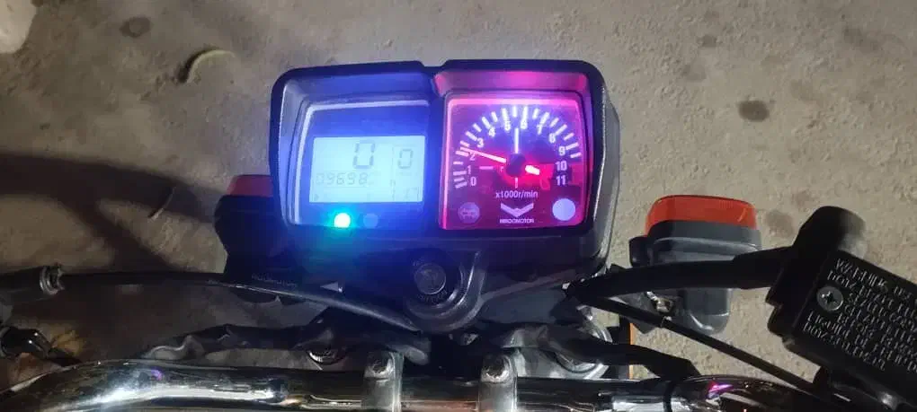 موتور سیکلت 200 مدل 403|موتورسیکلت|شیراز, ریاستی|دیوار