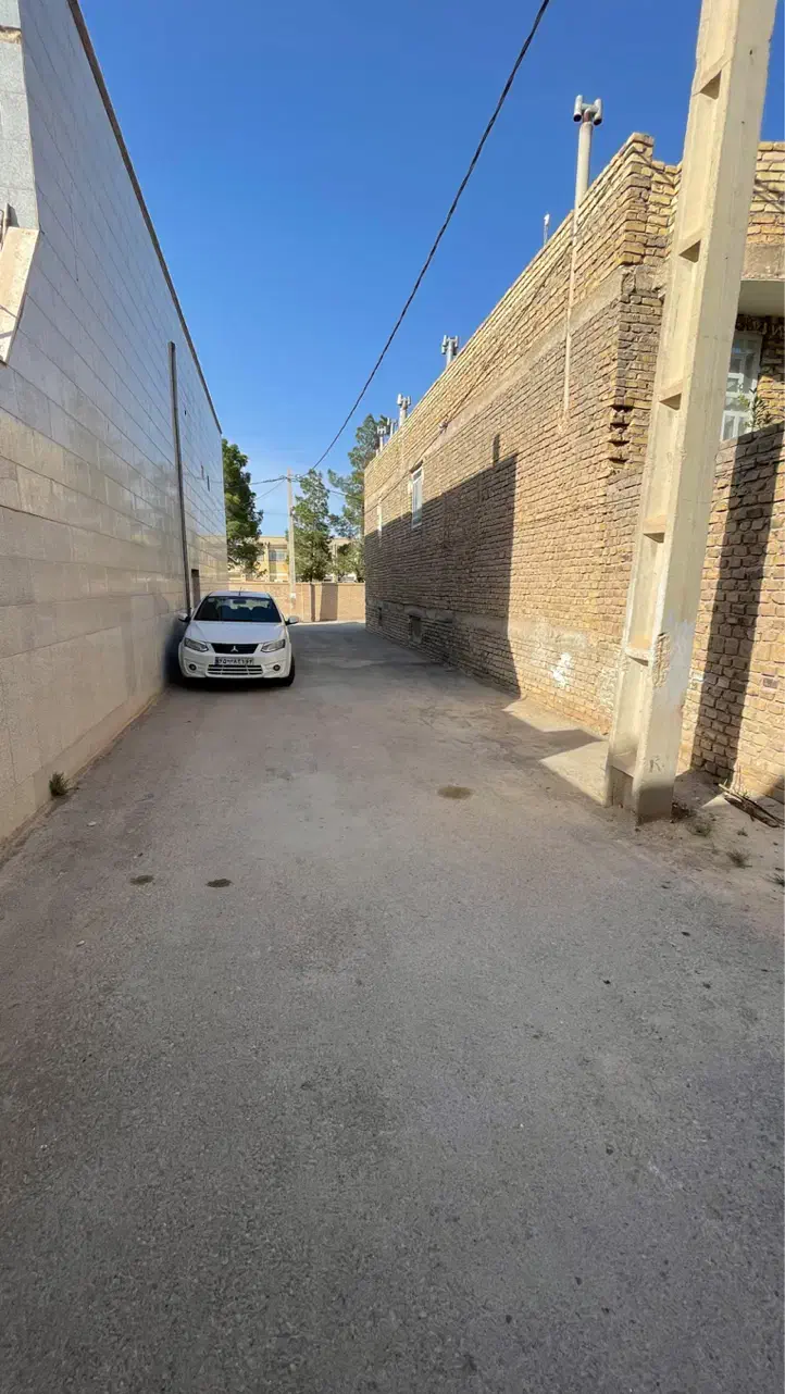 فروش منزل مسکونی سه طبقه بهترین نقطه شهر|فروش خانه و ویلا|اردکان, |دیوار