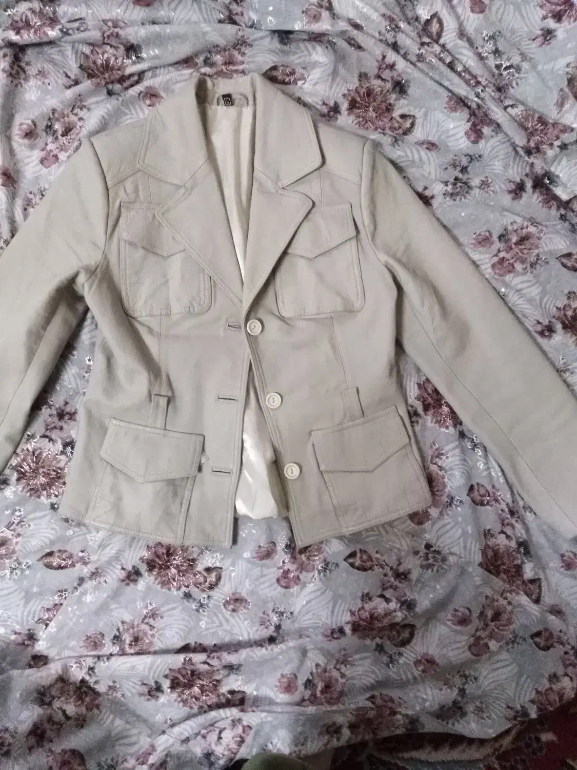 کت چرم خارجی|لباس|مشهد, سجاد شهر|دیوار