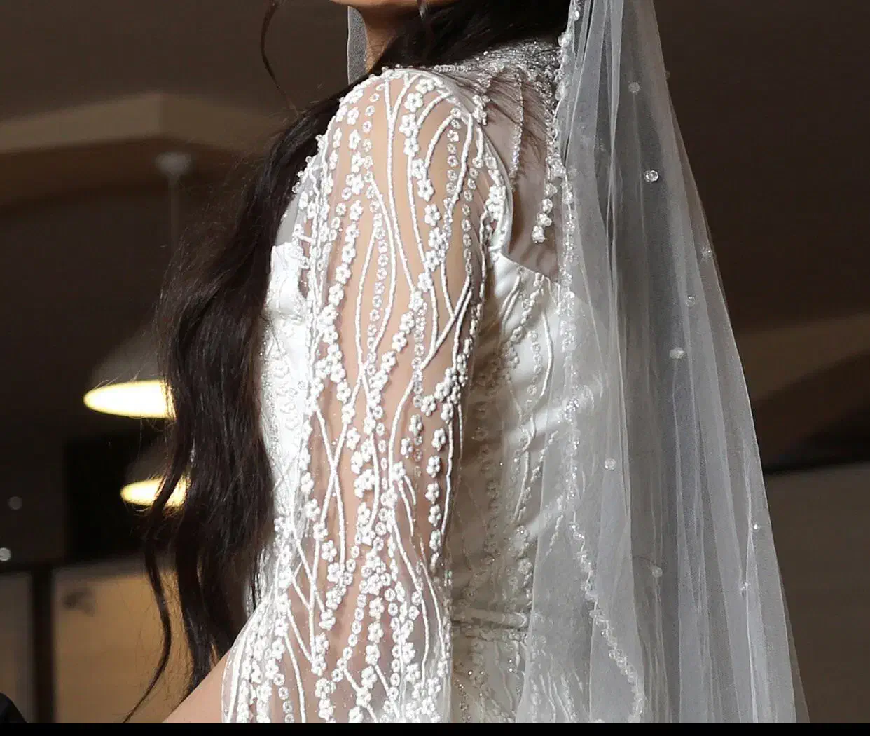 لباس عقد عروسی نامزدی|لباس|شیراز, بعثت|دیوار