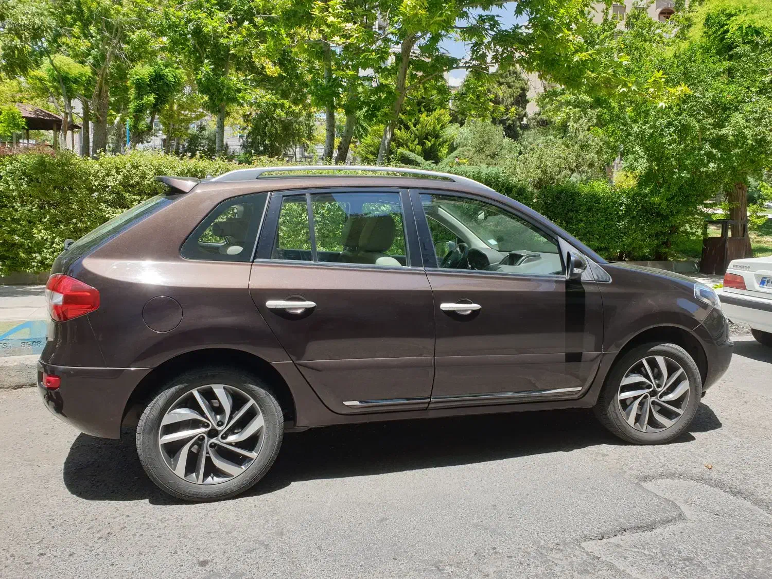 کولیوس ۲۰۱۴ فول وارداتی امارات|خودرو سواری و وانت|پردیس, فاز ۱|دیوار