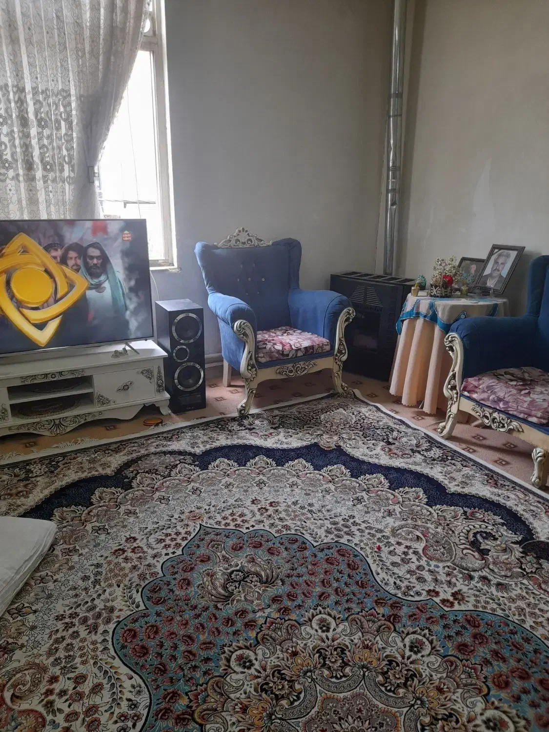 مبل ومیزتلویزیون|مبلمان خانگی و میز عسلی|آبیک, |دیوار