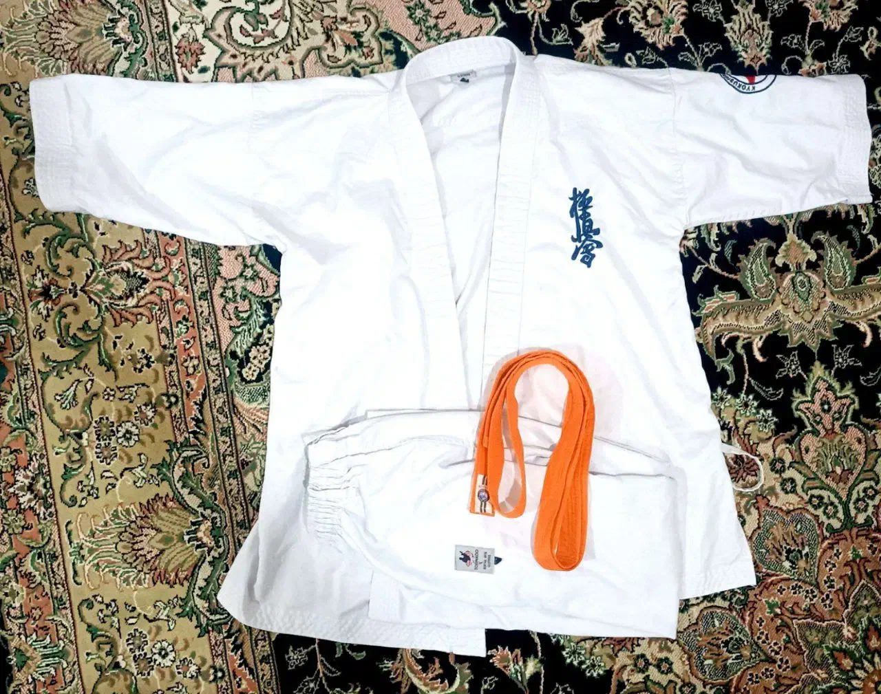 لباس کاراته کیوکوشین|تجهیزات ورزشی|سقز, |دیوار