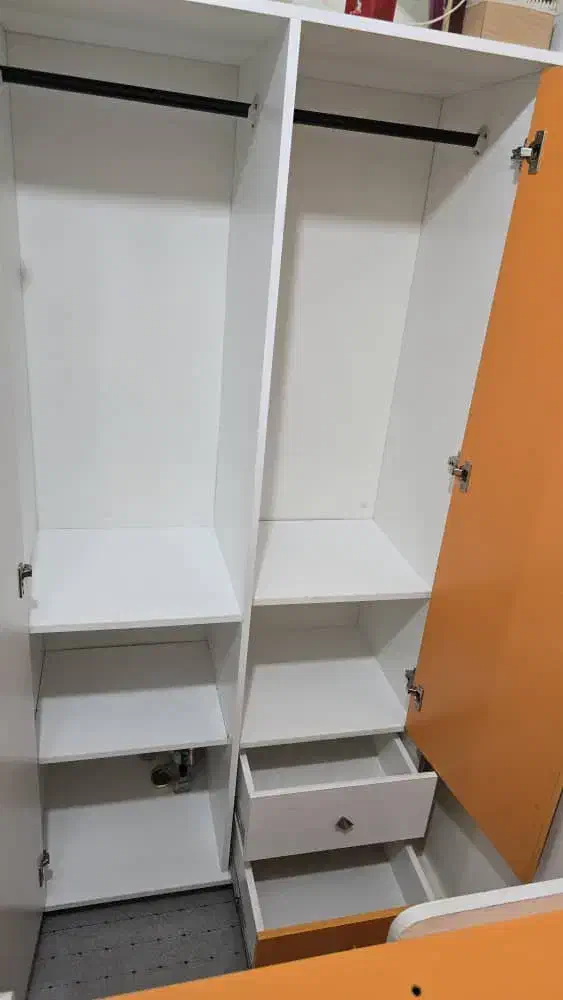 ست تخت و کمد کودک همراه باتشک|اسباب و اثاث بچه|بندرعباس, |دیوار