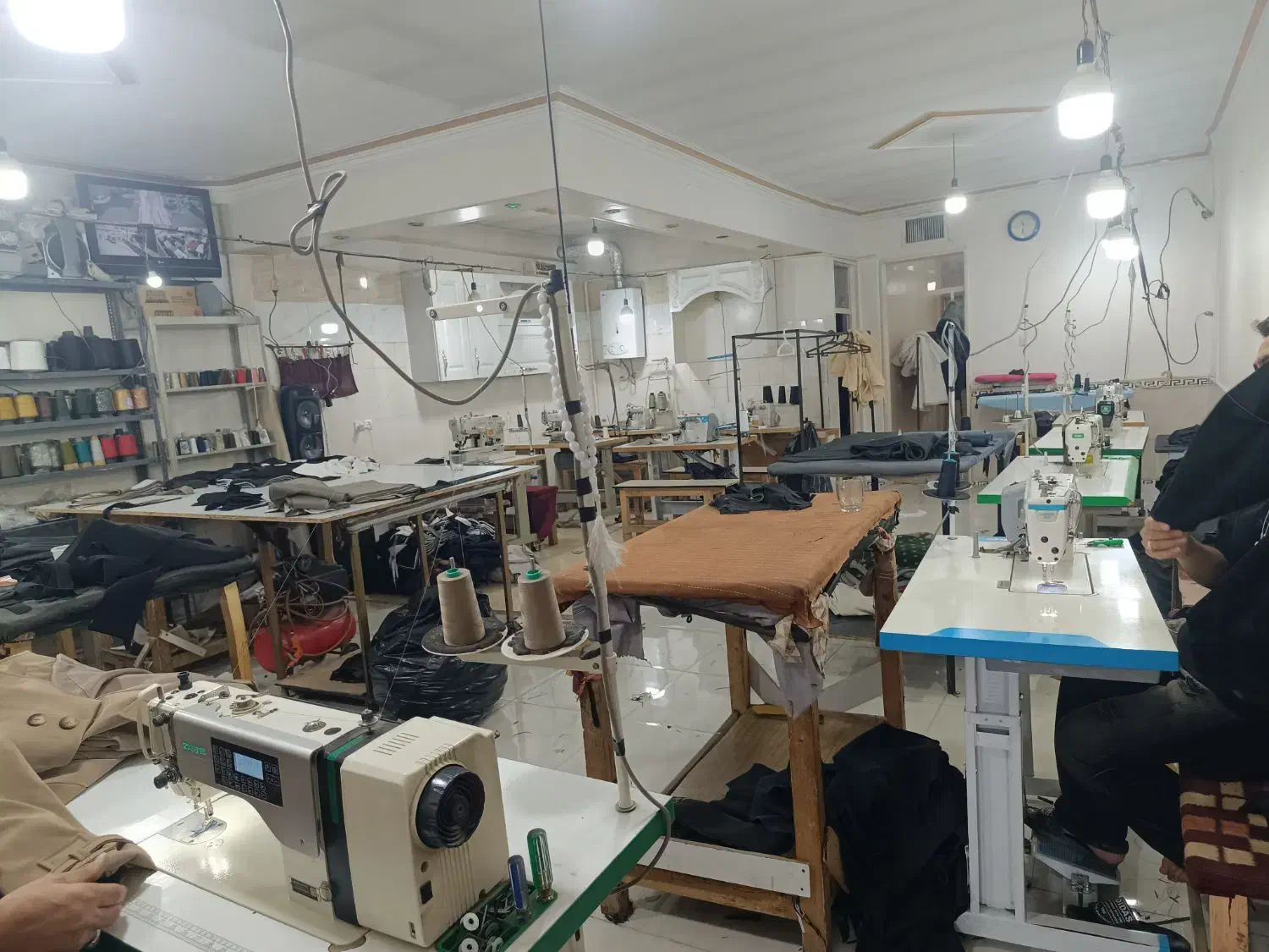 تولیدی مانتو ملکه ب تعدای چرخکار ماهر نیازمند است|استخدام صنعتی، فنی، مهندسی|باغستان, |دیوار