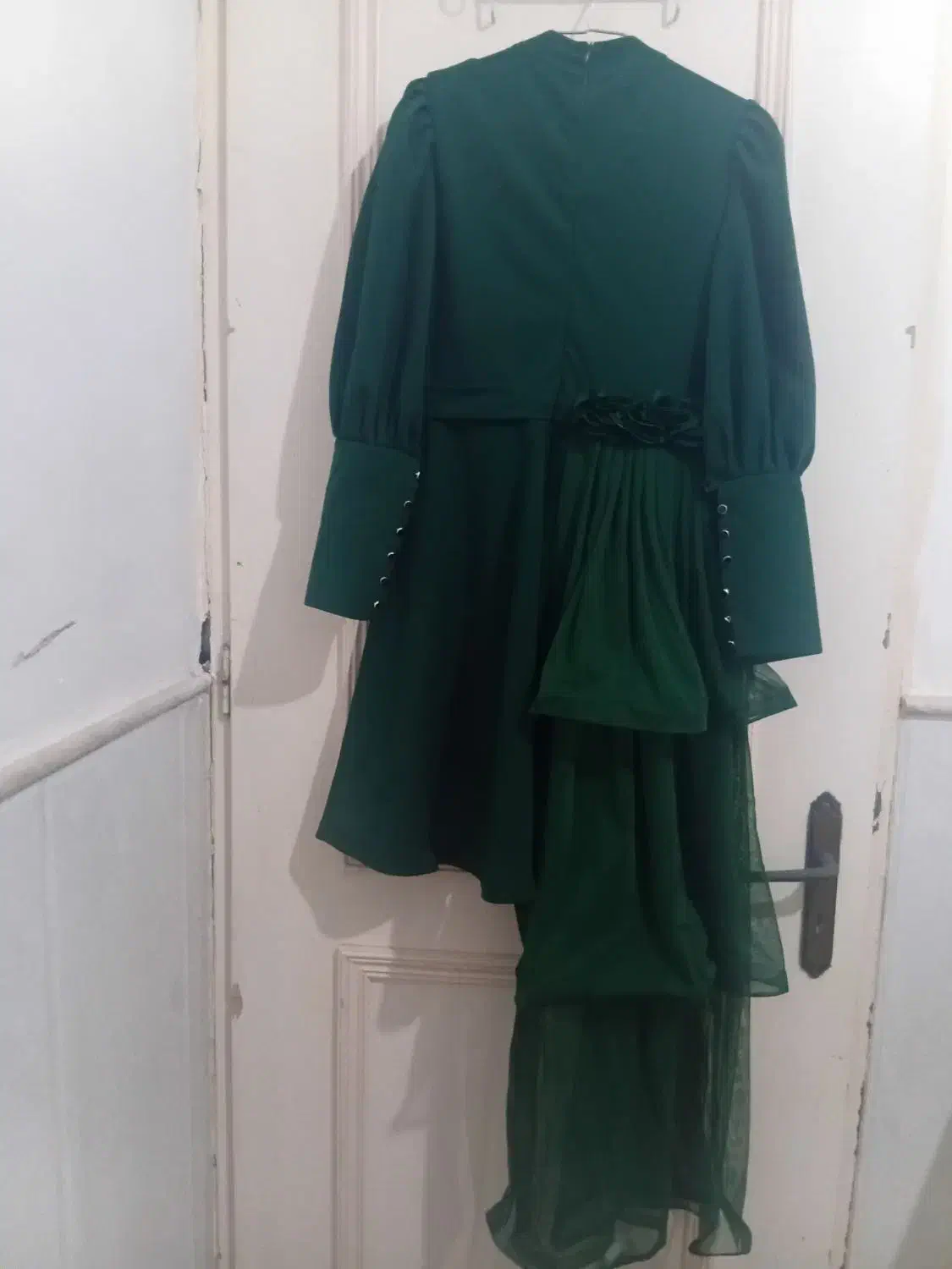 لباس مجلسی|لباس|قم, هفت تیر|دیوار