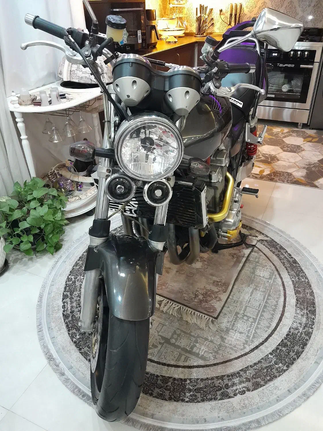 CBi1300|موتورسیکلت|تهران, مخصوص|دیوار