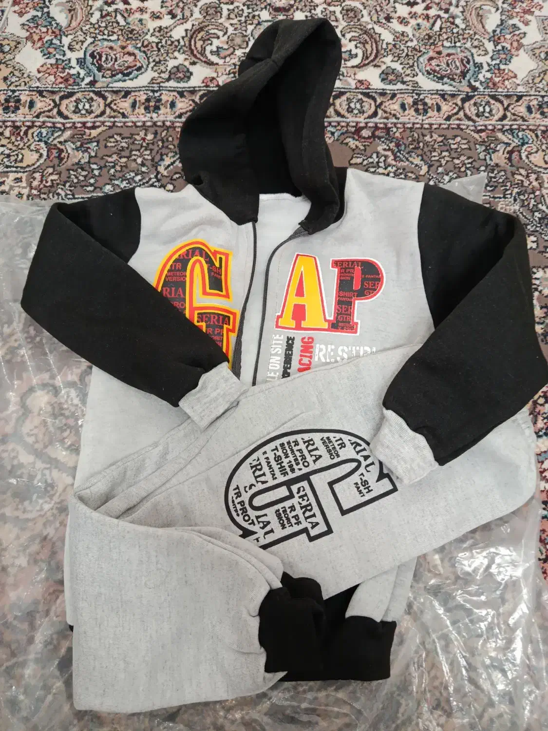 سویشرت شلوار بچگانه توکرکی|کفش و لباس بچه|کاشان, فاز ۲ ناجی آباد|دیوار