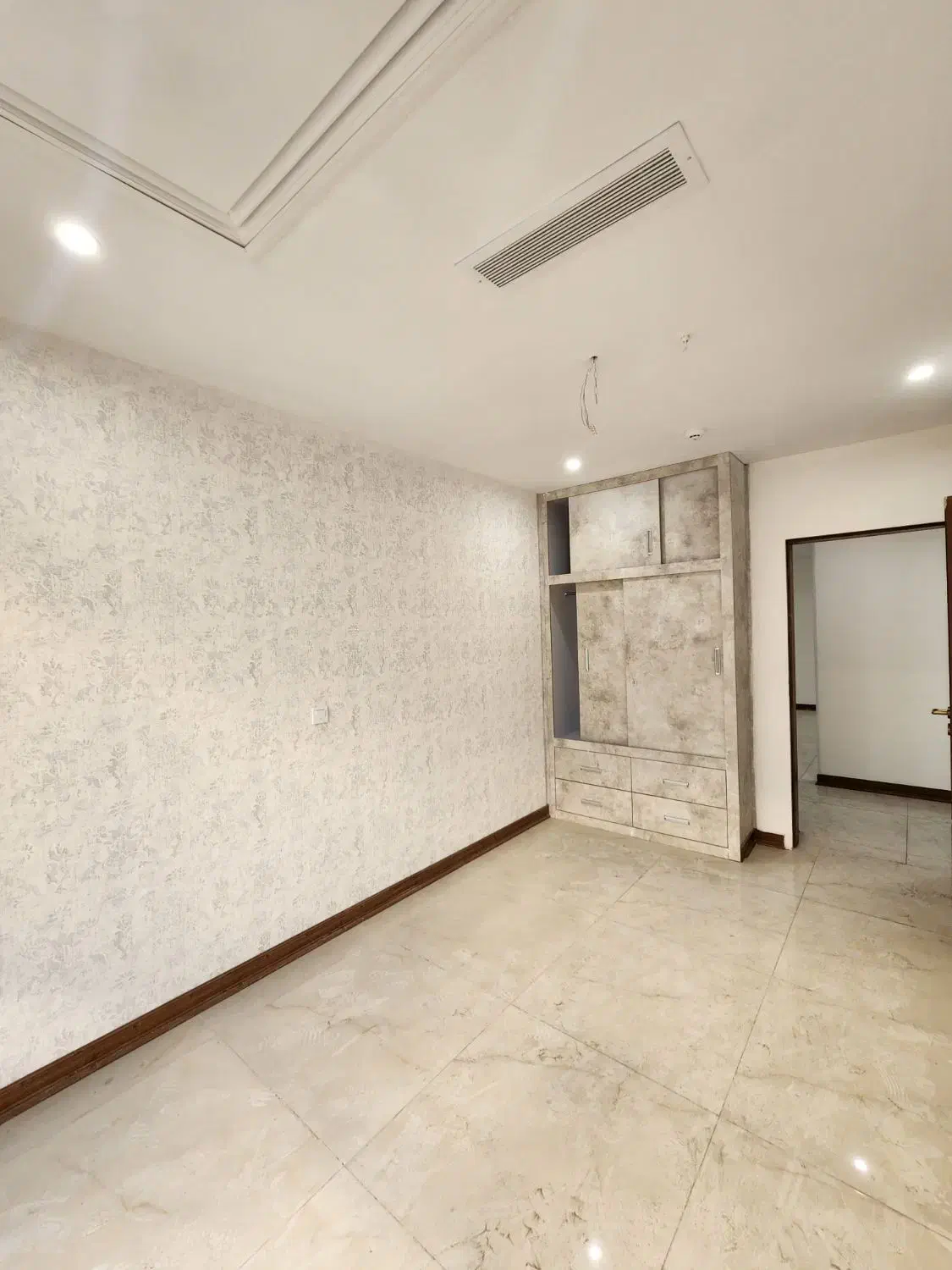 ۱۱۳متر۲خواب/نقشه بدون پرتی و نیم ویو/رونیکا پالاس