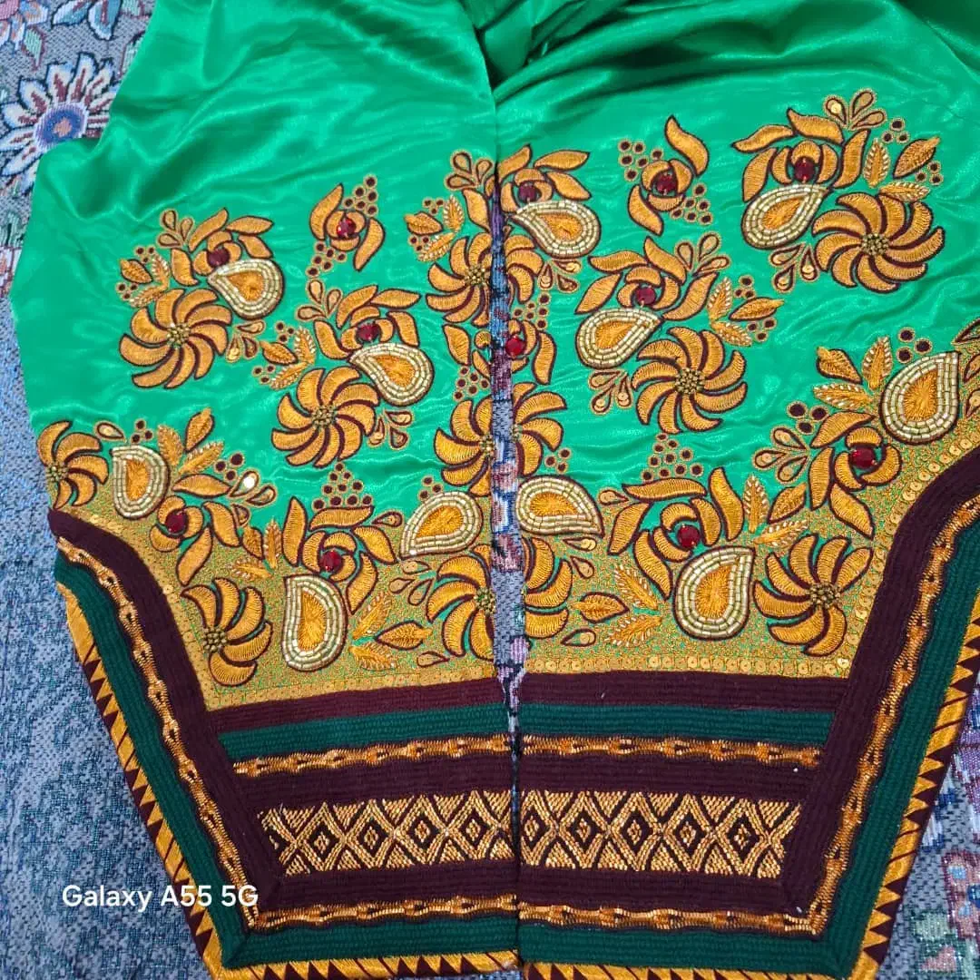 جلبیل|لباس|قشم, |دیوار