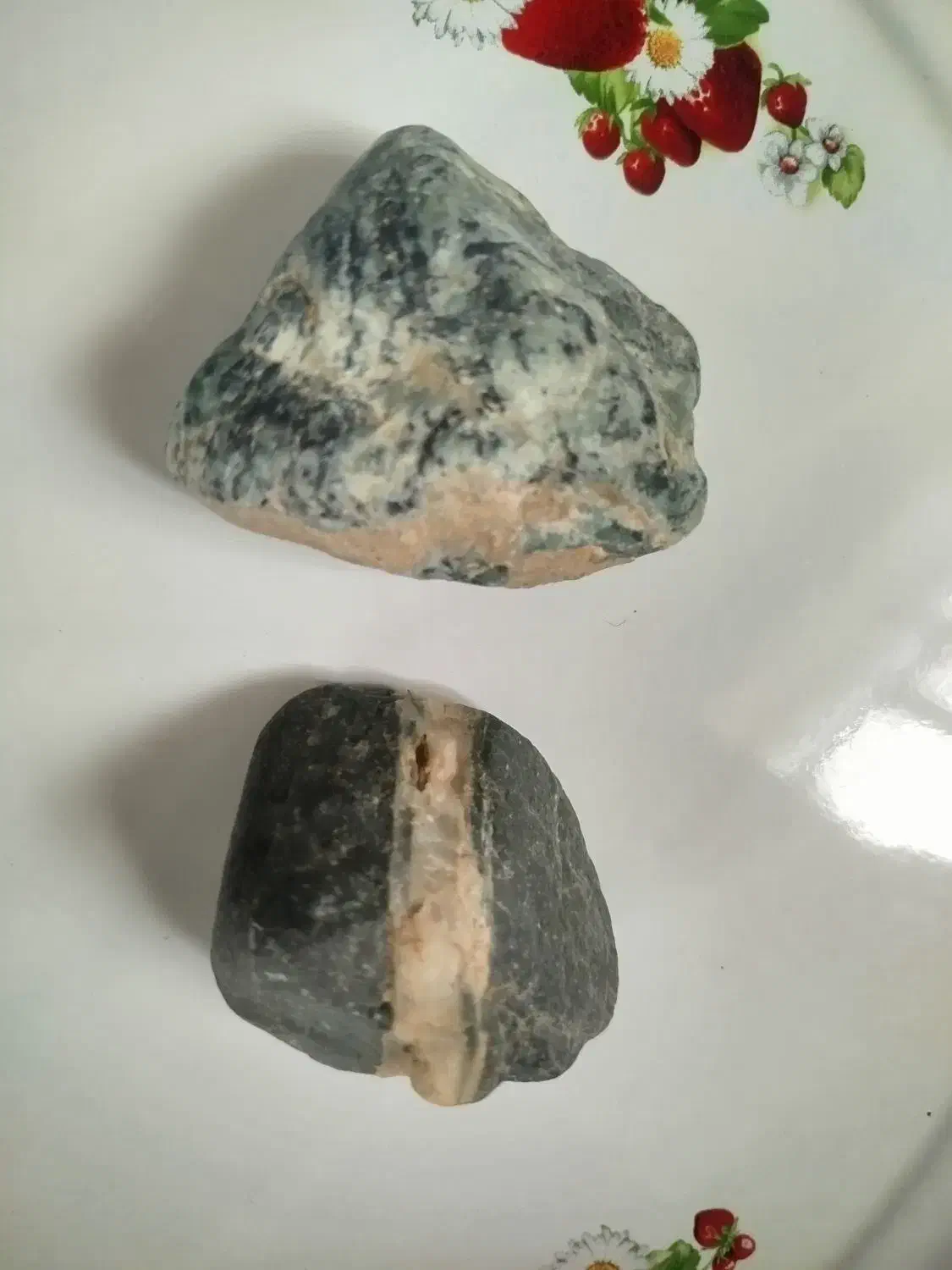 سنگ تزریقی|کلکسیون اشیاء عتیقه|سلماس, |دیوار