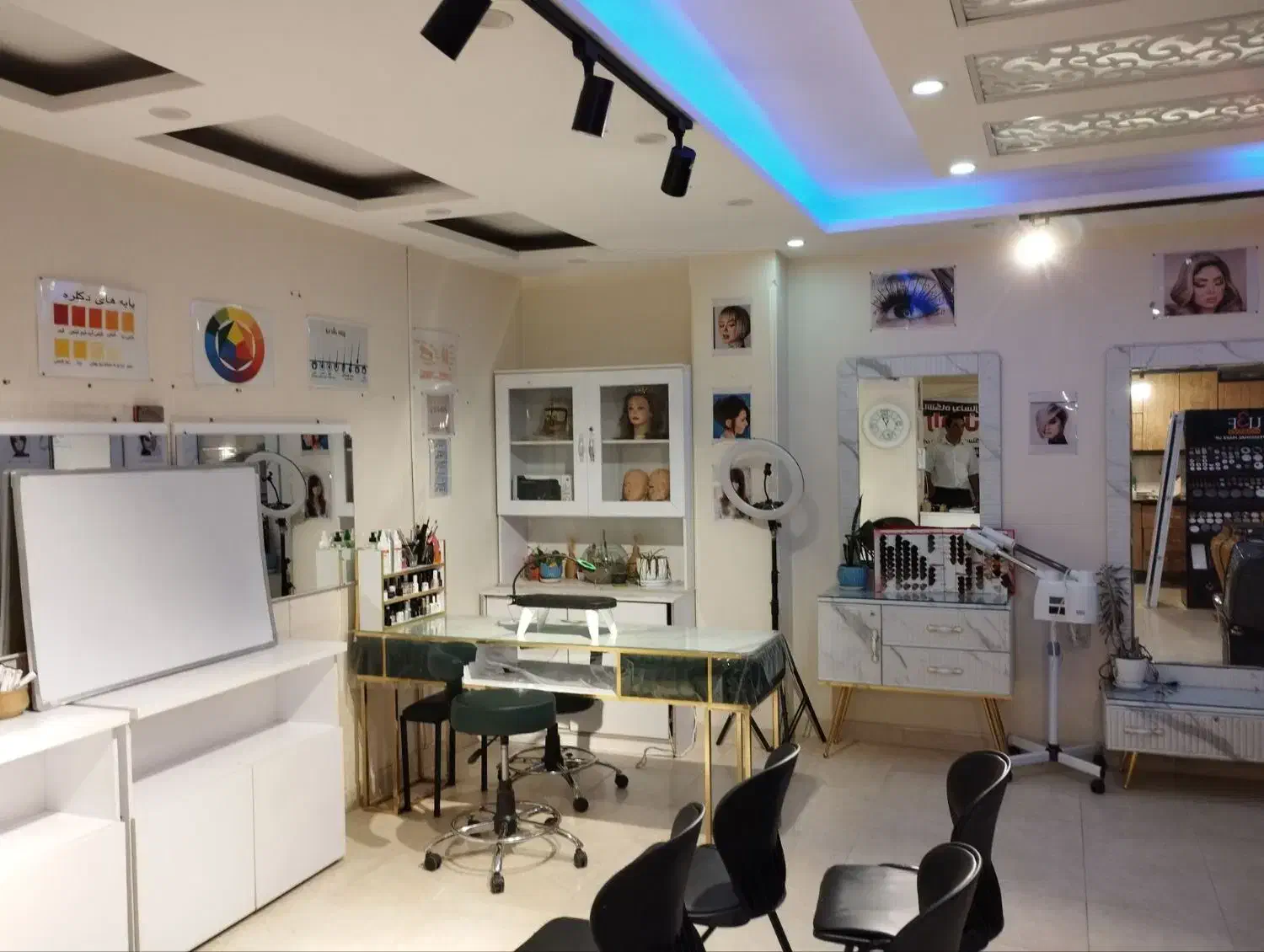 آپارتمان اداری تجاری فاز۲معاوضه با ماشین|فروش دفتر کار، اتاق اداری، مطب|پرند, فاز ۲|دیوار